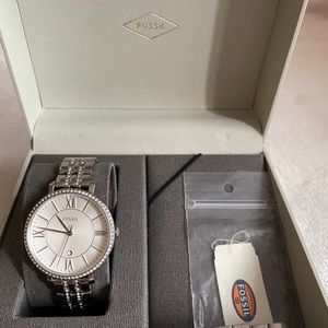 Woman’s Jacqueline Stainless Steel Fossil Watch